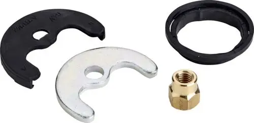 Befestigungsset mit zwei Halterungen, einer Dichtung und einer Mutter aus Metall, geeignet für Anwendungen von Ideal Standard.